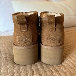 UGG CLASSIC ULTRA MINI PLATFORM